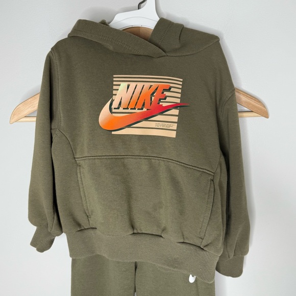 Nike Toddler Boys Size 3T Sweat Suit Hoodie/Sweat Pants Army Green - Picture 1 of 8